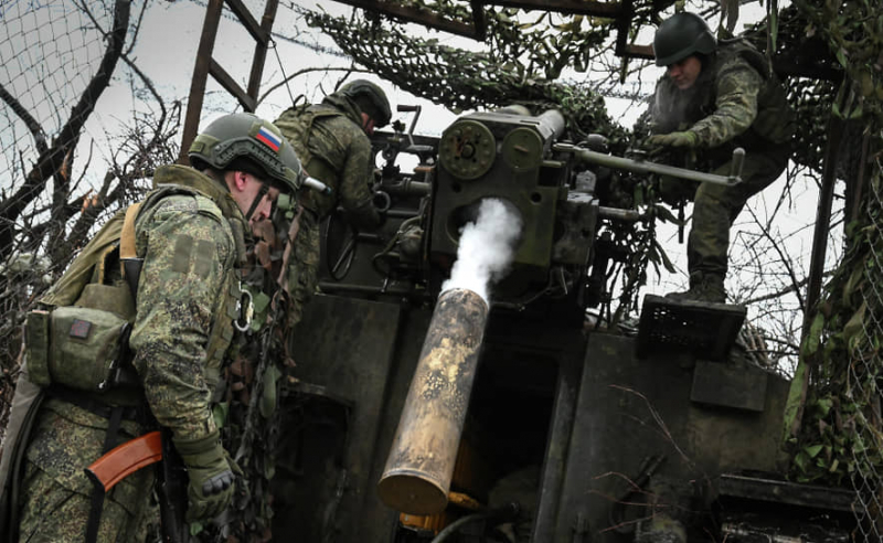 Макрон и Зеленский обсудили вопрос о размещении на Украине иностранных военных