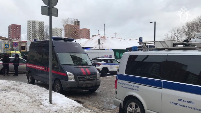 Медведев призвал не ослаблять давление на Киев