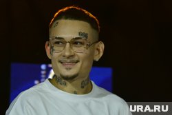 Сталин или катер «Метеор»: из-за чего разгорелся скандал вокруг тысячерублевой купюры