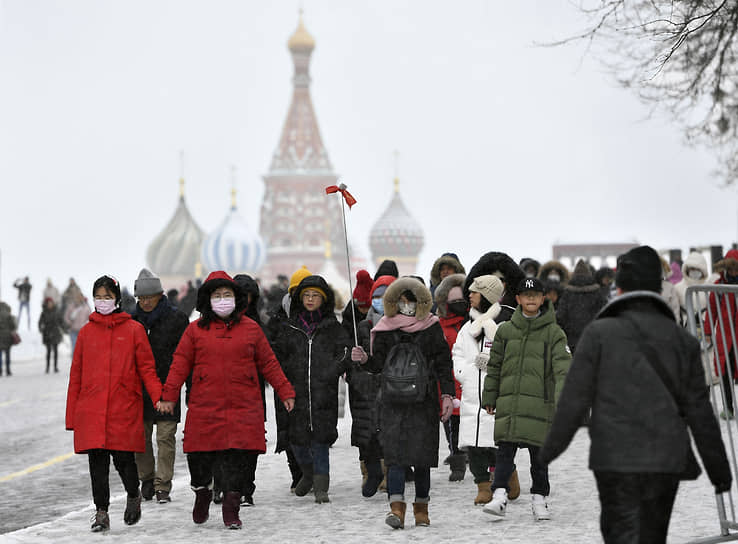 Иностранцы потянулись в Россию