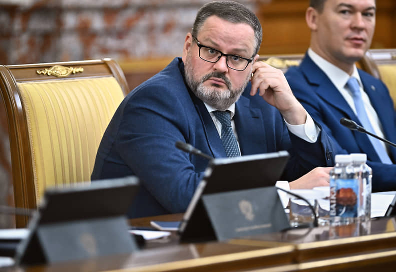 Глава Минтруда назвал неактуальным вопрос о выходном дне 31 декабря