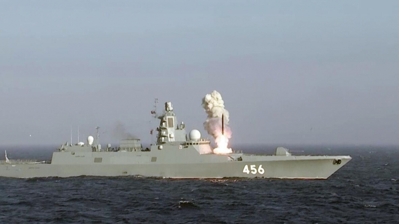 Российские мотострелки провели учение в горах Таджикистана