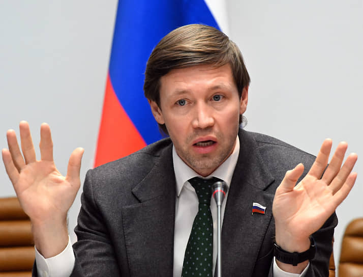В Совфеде предложили ужесточить правила пользования каршерингом для мигрантов